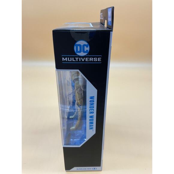 DC Comics Wonder Woman 1984 Gold Armor 7" Action Figure with Wings & Stand - Picture 3 of 5